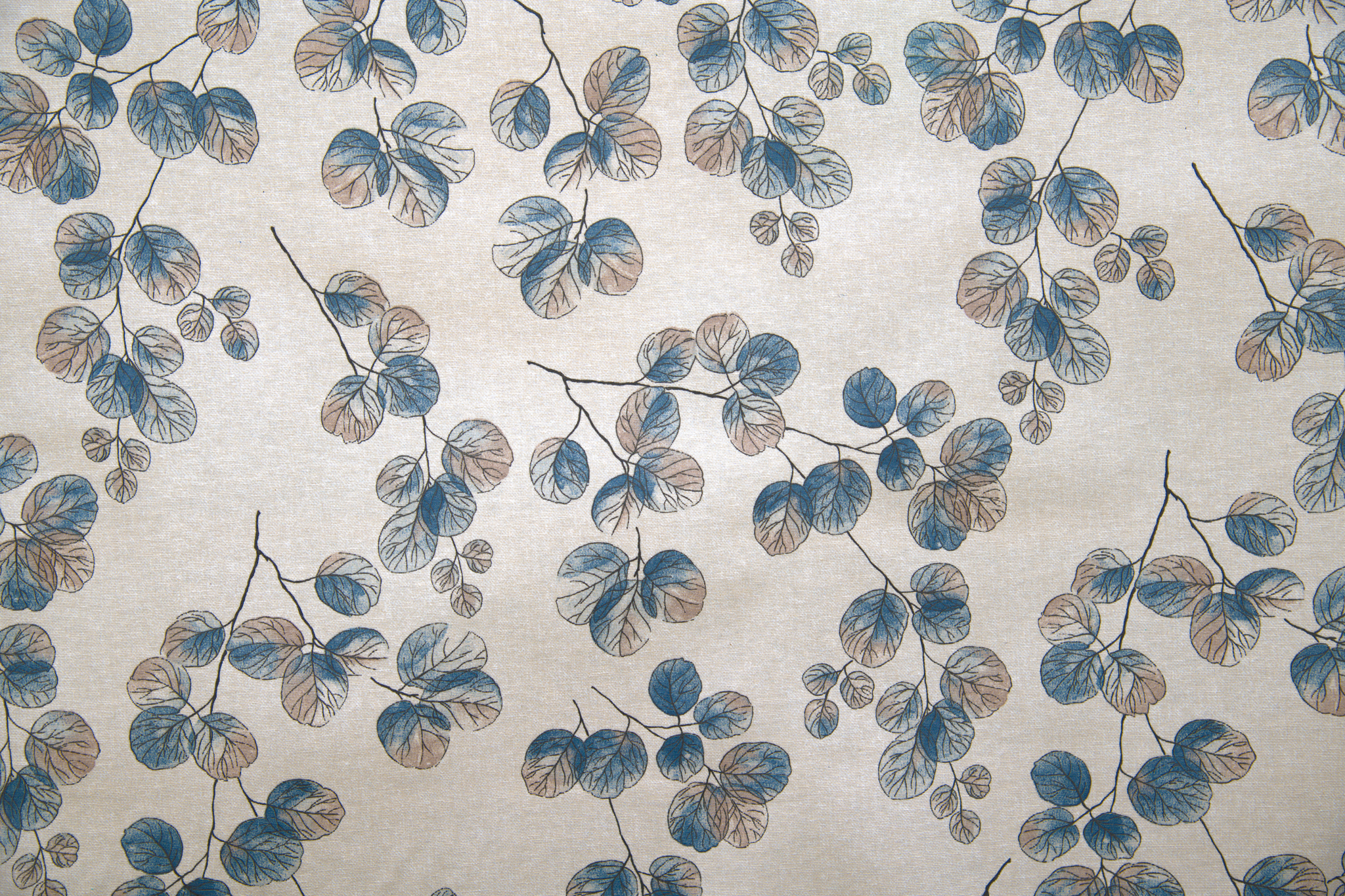 beschichteter Baumwollstoff Eukalyptus blau beige 140 cm breit